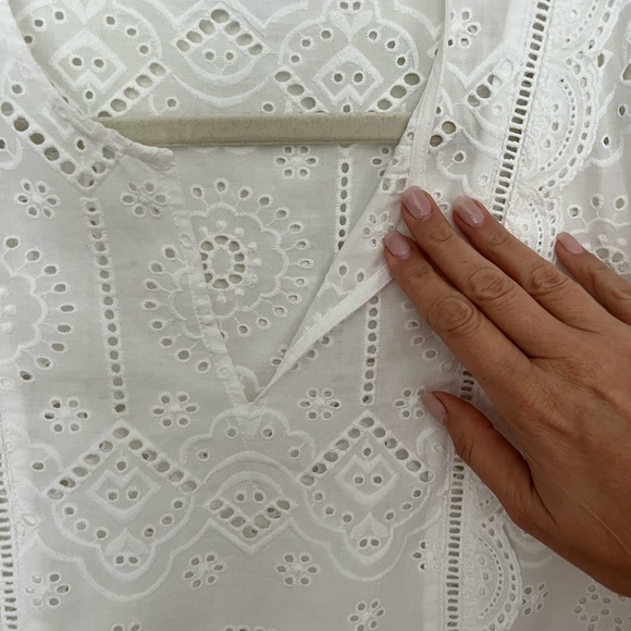 J.McLaughlin eyelet top - Picture 4 of 7